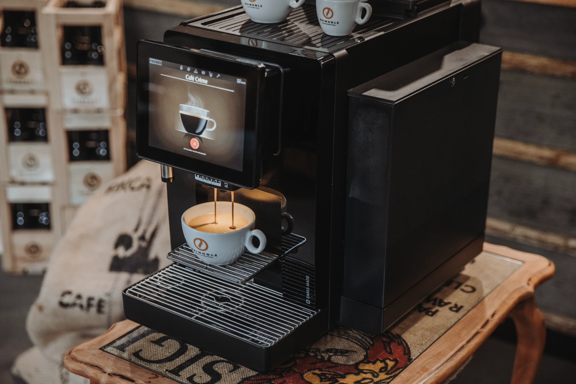 Kaffeevollautomat mit Reinholz Kaffeebohnen